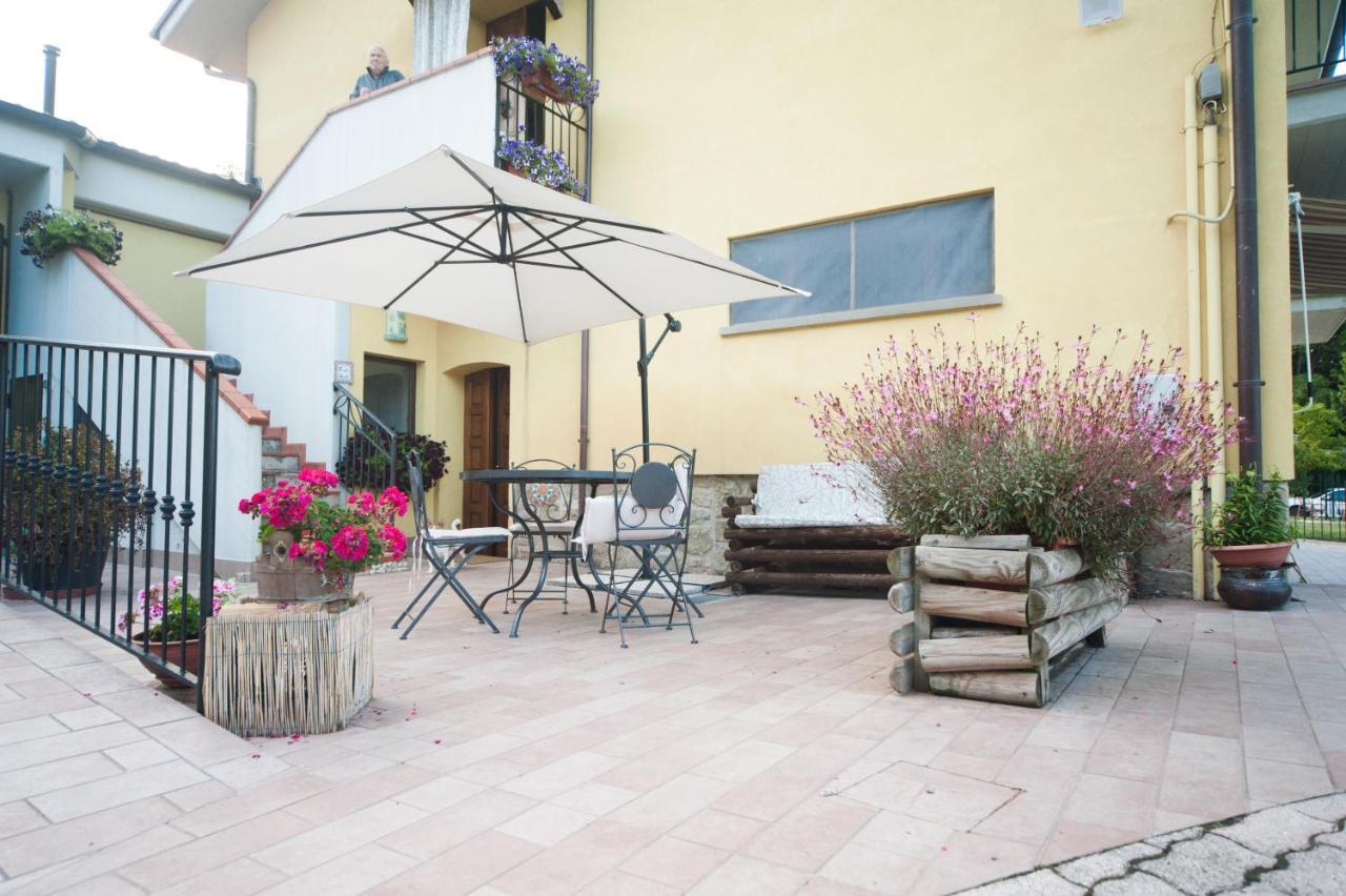 Il Castagno Bed & Breakfast Montemonaco Bagian luar foto